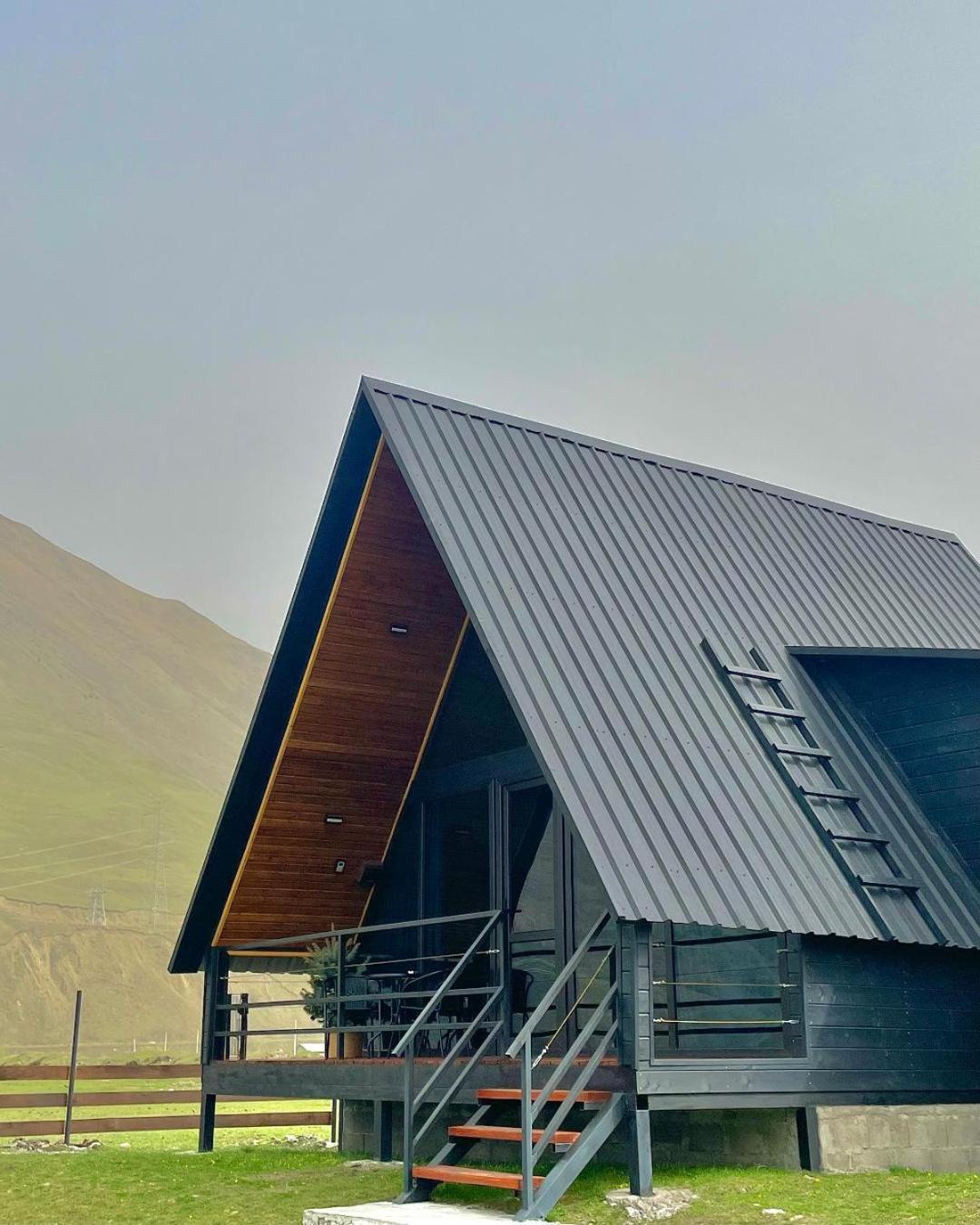 Wildwood Kazbegi Villa Екстериор снимка